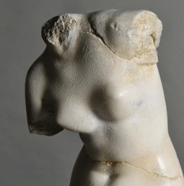 Statue Vénus - sur socle
