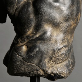 Statue torse noir d'Apollon