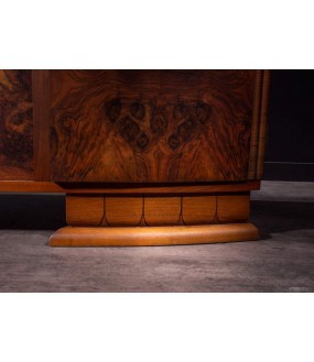 Original 1930's sideboard with a matt finish which emphasizes the veining of the walnut doors.