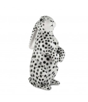 Sitting rabbit statue, made in ceramic and hand painted