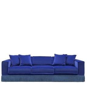 The Otello sofa, a superb velvet sofa with its long fringes