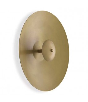 Circle is a pretty wall light made od antique Brass.