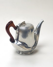 Picquot tea pot - England